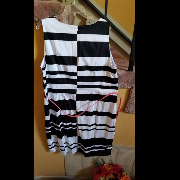 Statement Black and White Striped Sheath Dress - Picture 3 of 7